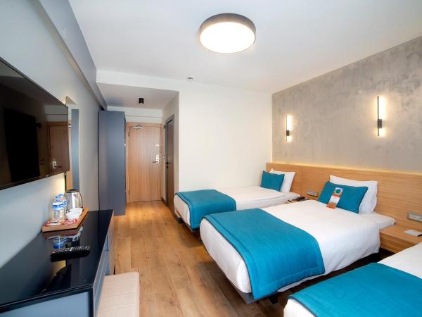 Barin Hotel : photo 3 de la chambre chambre triple standard