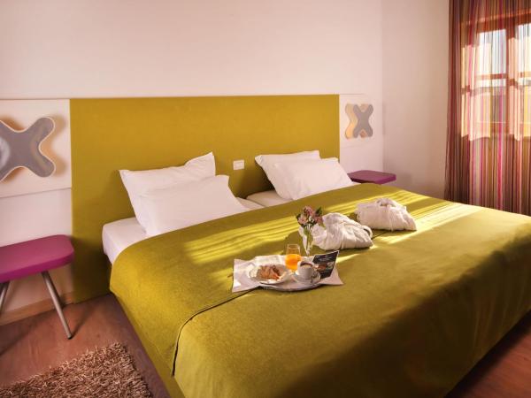 VELANERA Hotel & Restaurant : photo 1 de la chambre suite - vue sur piscine