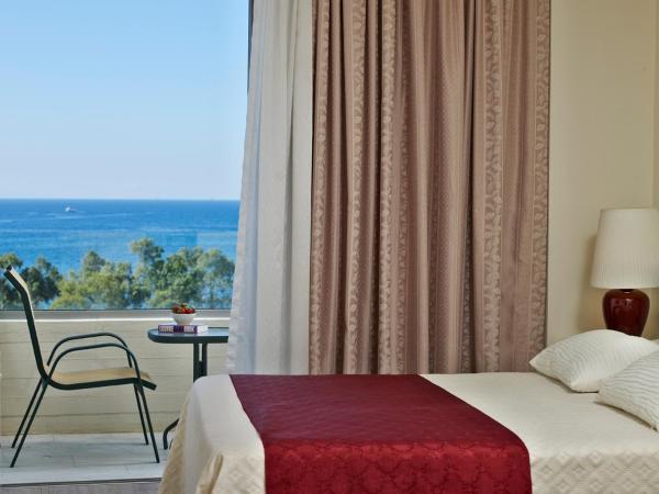Amarilia Hotel : photo 2 de la chambre suite senior 2 chambres - vue sur mer