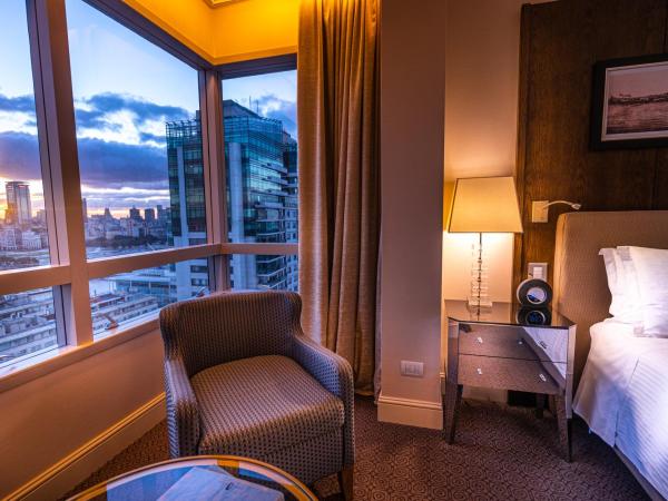 Alvear Icon Hotel : photo 10 de la chambre chambre double ou lits jumeaux deluxe - vue sur ville