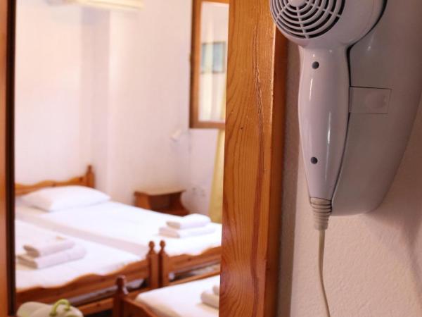 Stavros Pension : photo 10 de la chambre chambre triple