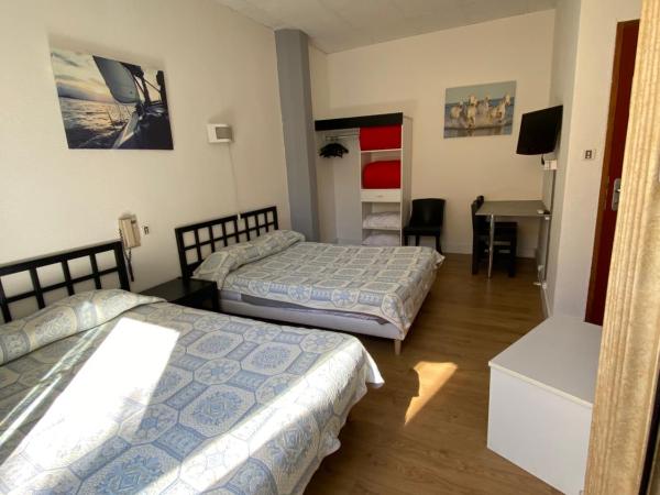 Hôtel Belle Vue d'Angleterre : photo 3 de la chambre chambre quadruple