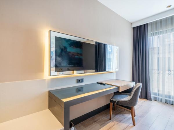 Ni Hotel Lara : photo 8 de la chambre chambre triple standard