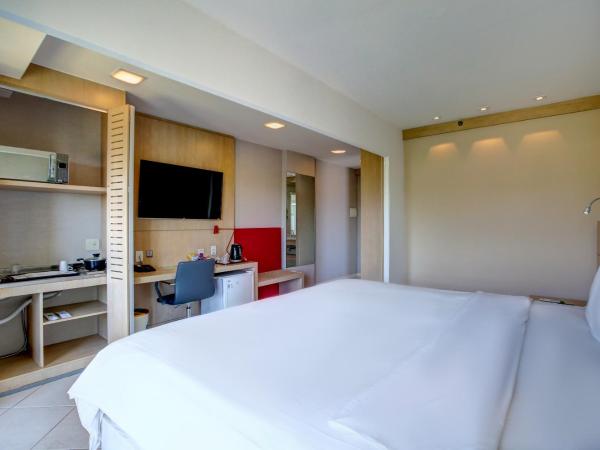 Quality Rio de Janeiro - Barra da Tijuca : photo 4 de la chambre chambre de luxe avec lit king-size