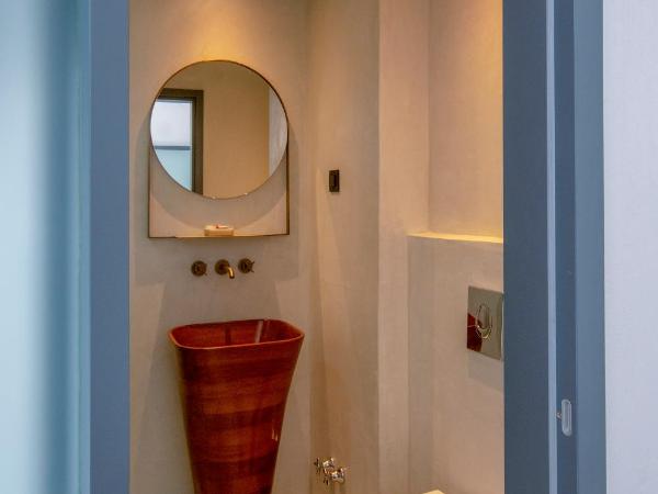 Hotel Adonis : photo 2 de la chambre chambre familiale - vue sur mer