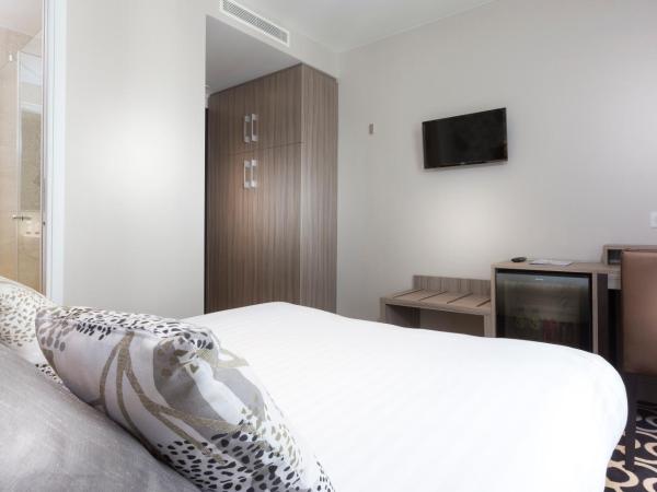 Hôtel International Paris : photo 9 de la chambre chambre double confort