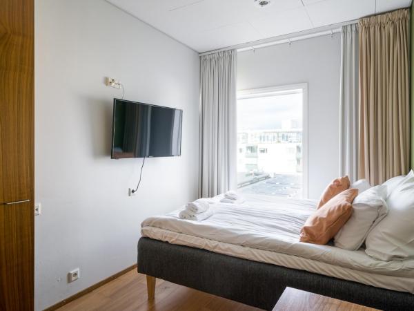 Hiisi Hotel Helsinki Jätkäsaari : photo 10 de la chambre chambre quadruple