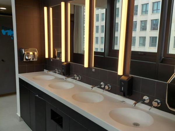 The People - Paris Marais : photo 4 de la chambre lit dans dortoir mixte de 8 lits