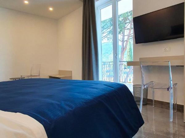 WeRooms : photo 10 de la chambre chambre triple avec balcon