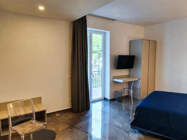 WeRooms : photo 5 de la chambre chambre triple avec balcon