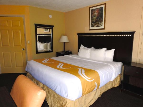 Howard Johnson by Wyndham Orlando-International Drive : photo 4 de la chambre chambre lit king-size - non-fumeurs