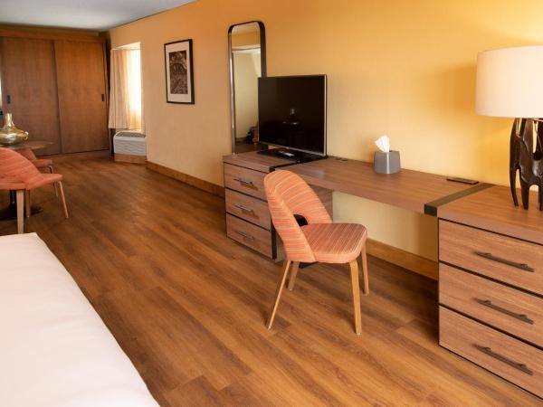 Hotel Albuquerque At Old Town : photo 3 de la chambre suite junior avec balcon