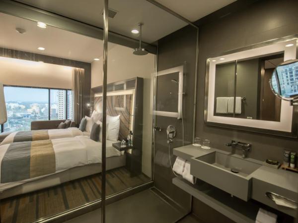 Novotel Kolkata Hotel and Residences : photo 2 de la chambre premier twin room with lounge access