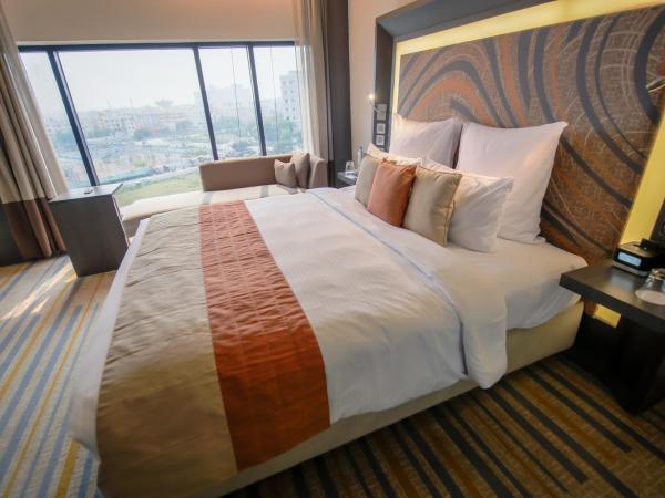 Novotel Kolkata Hotel and Residences : photo 4 de la chambre premier king room with lounge access