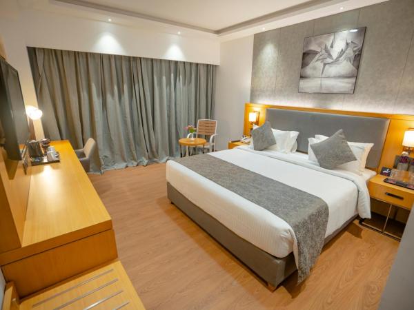 Zip By Spree Hotels Chakan : photo 1 de la chambre chambre deluxe double ou lits jumeaux