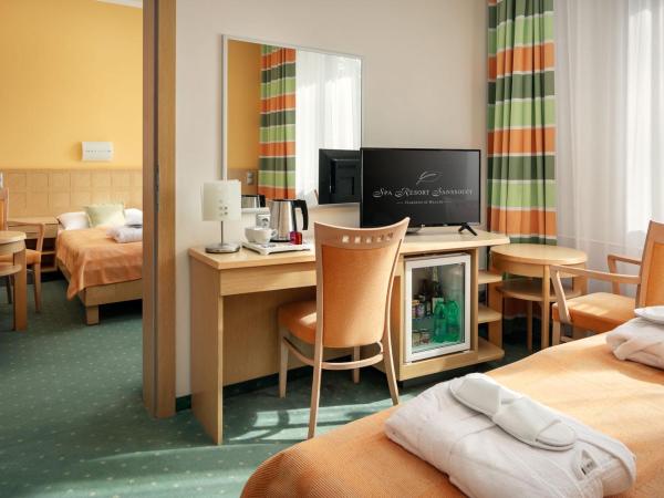 Spa Resort Sanssouci : photo 3 de la chambre chambre quadruple avec accès bien-Être