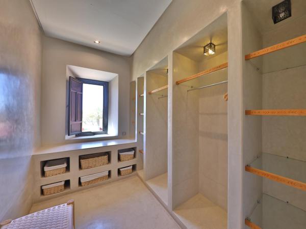 DAR NOUJOUM : photo 6 de la chambre chambre lit king-size - vue sur montagne