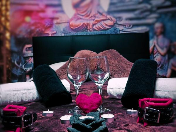 Eternity Alicante : photo 7 de la chambre studio avec baignoire spa