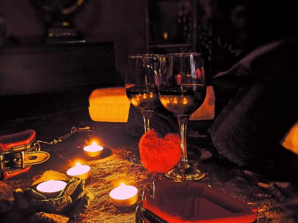 Eternity Alicante : photo 6 de la chambre studio avec baignoire spa