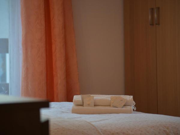 Pension Vyhlídka : photo 7 de la chambre chambre double deluxe avec vue sur château