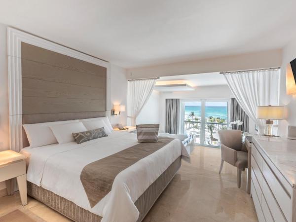 Le Blanc Spa Resort Cancun Adults Only All-Inclusive : photo 1 de la chambre royale honeymoon suite oceanfront - king size bed