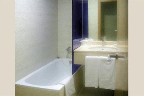 Hotel Moon : photo 5 de la chambre chambre double ou lits jumeaux