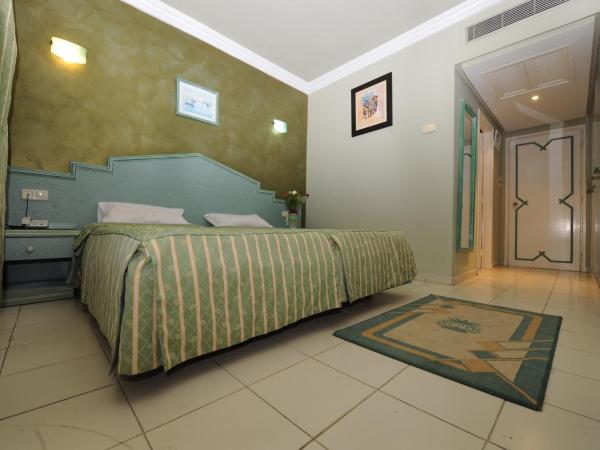 Hotel Royal Beach : photo 1 de la chambre chambre double