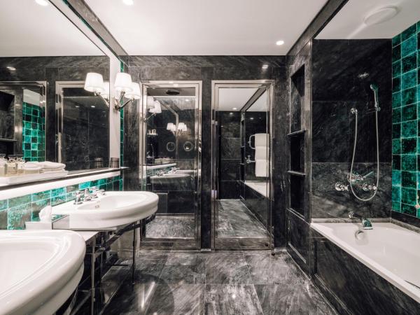 Four Seasons Hotel Ritz Lisbon : photo 1 de la chambre grande suite lit king-size