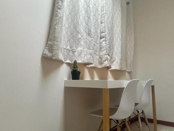 CASA CEMPOAL : photo 4 de la chambre chambre triple avec salle de bains commune