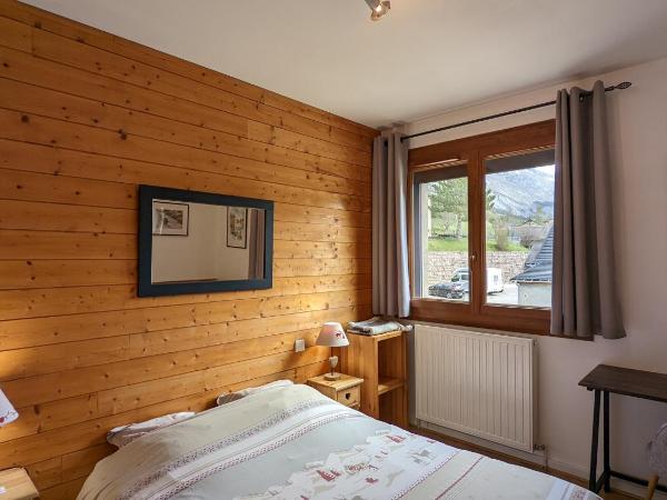 La Souloise : photo 5 de la chambre chambre double - vue sur montagne