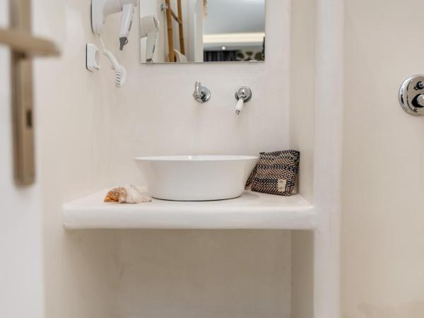 Krina Mare Boutique Hotel : photo 2 de la chambre suite avec balcon