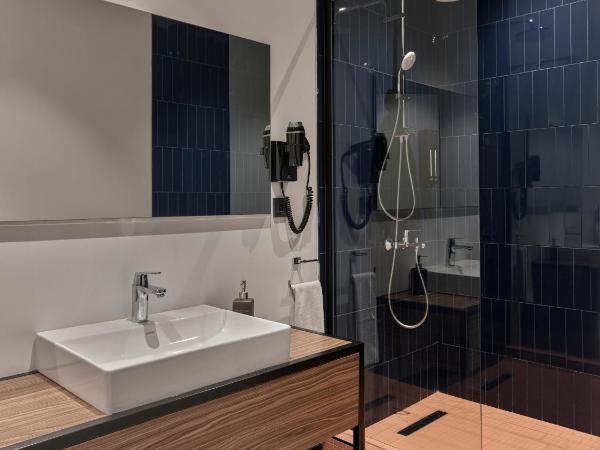 Kepler Club Sabiha Gökçen Airport - International Transit Area : photo 1 de la chambre chambre lit king-size supérieure