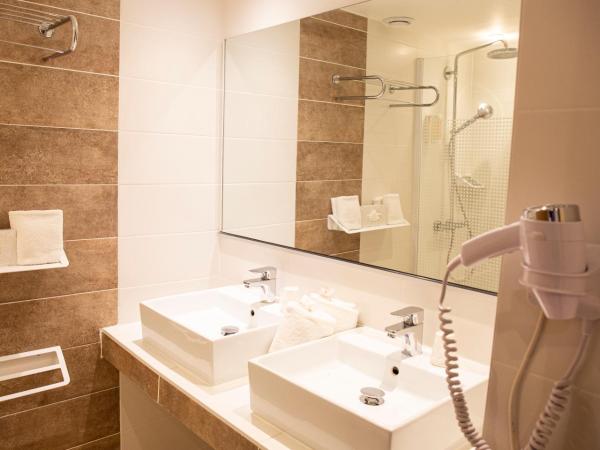 Grand Hôtel Du Lido : photo 3 de la chambre chambre familiale