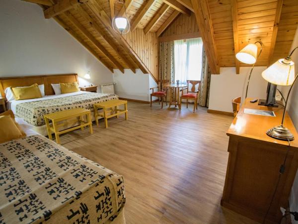 Hotel Kosten Aike : photo 4 de la chambre chambre triple supérieure