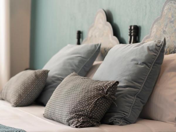 Hotel Spa Azteca Barcelonnette : photo 2 de la chambre grande chambre triple