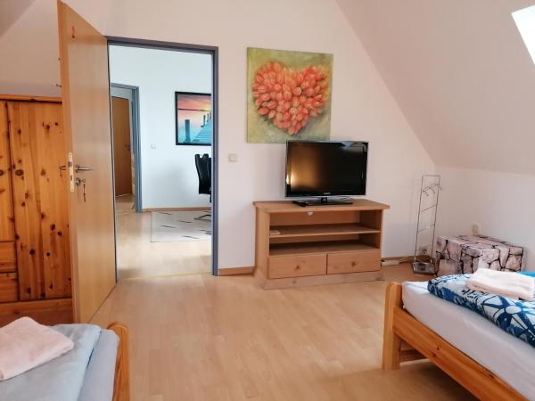 Haus Sperbermühle : photo 3 de la chambre appartement avec douche