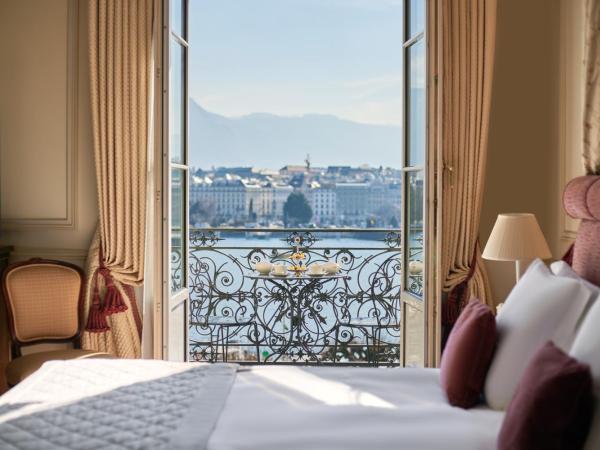 Beau-Rivage Genève : photo 5 de la chambre suite junior - vue sur lac