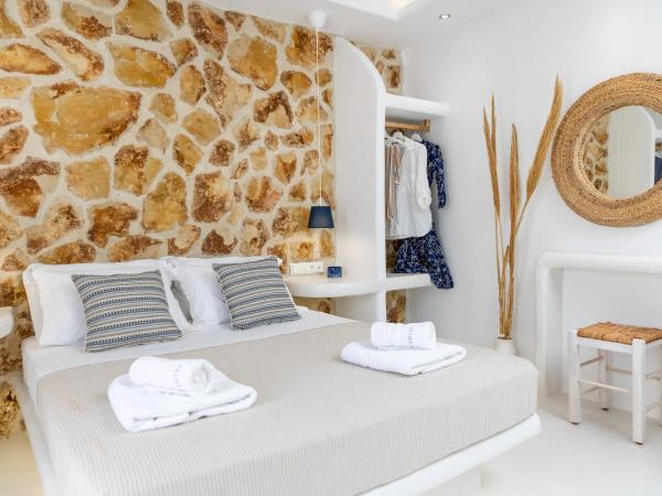 Krina Mare Boutique Hotel : photo 7 de la chambre suite lit king-size - vue sur mer