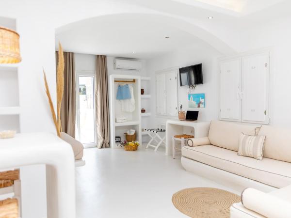 Krina Mare Boutique Hotel : photo 10 de la chambre suite avec balcon