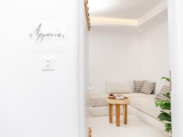 Krina Mare Boutique Hotel : photo 10 de la chambre suite avec balcon