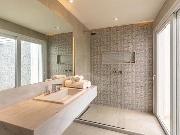 Villa Raphael : photo 3 de la chambre suite master