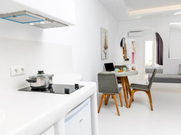 Krina Mare Boutique Hotel : photo 10 de la chambre suite avec balcon