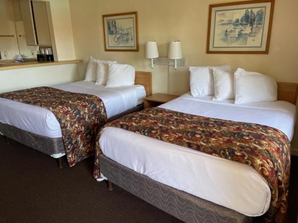 California Suites Hotel : photo 3 de la chambre chambre double avec 2 lits doubles