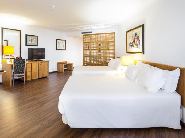 Radisson Blu Hotel Lisbon : photo 1 de la chambre suite junior