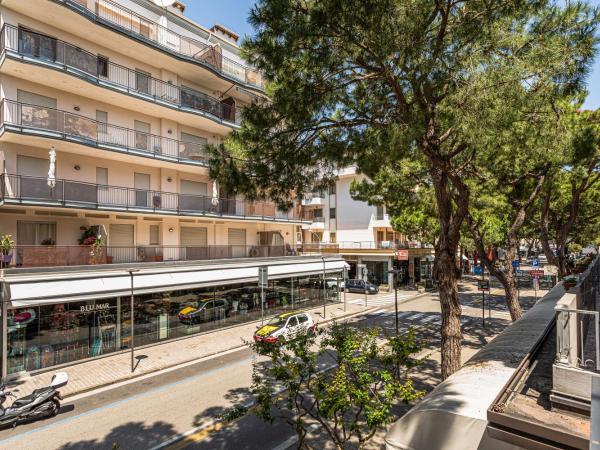 Hotel Diana : photo 9 de la chambre chambre familiale