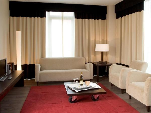 NH Valladolid Bálago : photo 3 de la chambre suite junior