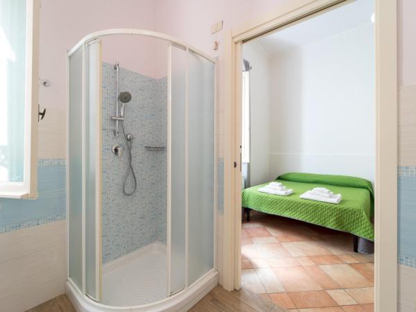 Palau Marco Polo : photo 5 de la chambre chambre double avec salle de bains privative