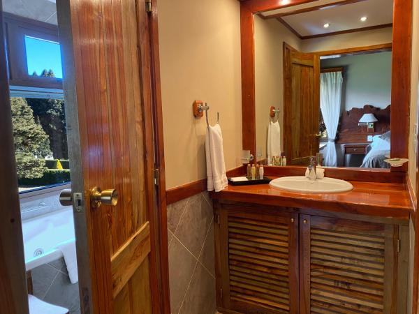 Charming Luxury Lodge & Private Spa : photo 5 de la chambre suite classique avec baignoire d'hydromassage