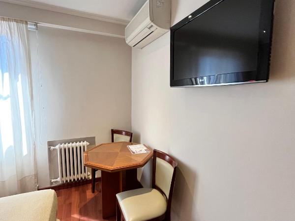 Bristol Hotel : photo 5 de la chambre habitaciÓn estandar - 2 camas individuales - vista ciudad