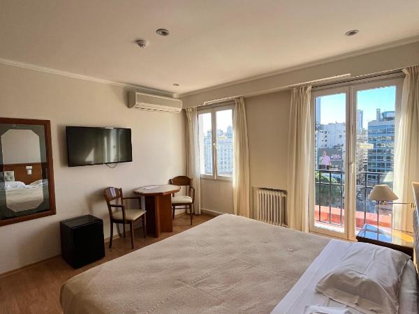 Bristol Hotel : photo 6 de la chambre chambre supérieure - vue sur ville